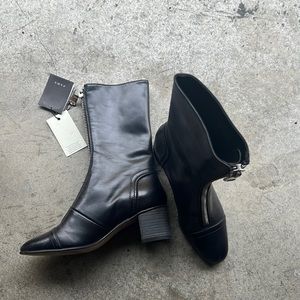 Brand new Zara zipper boots!